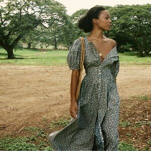 Doen Asheville Midi Dress in Blue Floral. Size M. LIKE NEW.